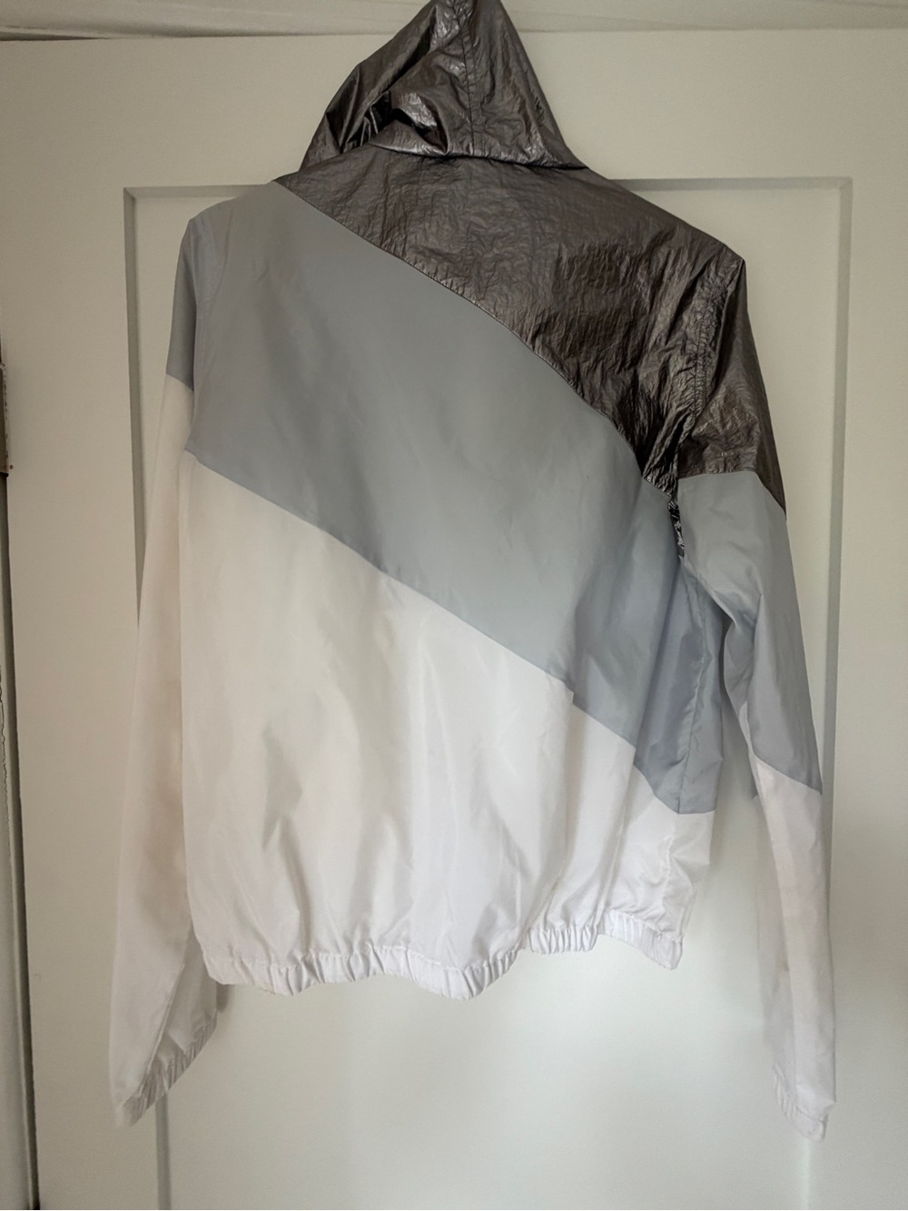 Betsey Johnson White, Light Gray & Metallic Silver Colorblock Windbreaker Jacket - Picture 4 of 4